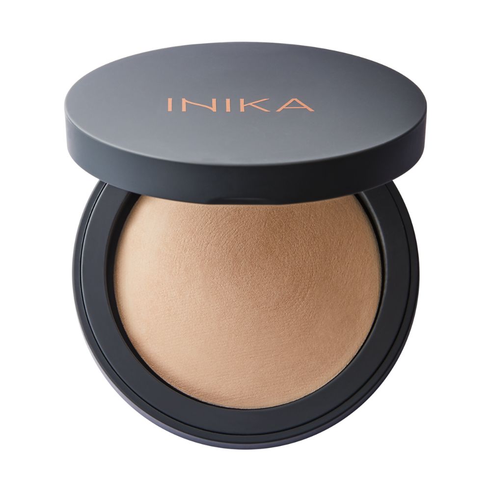 Inika Organic Přírodní zapečený minerální pudrový make-up Strength 8 g Inika Organic